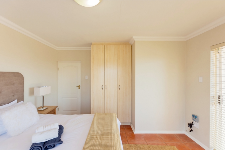 5 Bedroom Property for Sale in Waterfront Western Cape